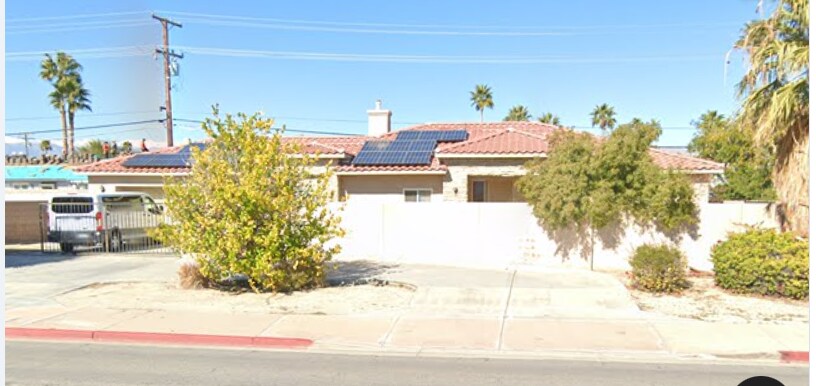 1725 N Whitewater Club Dr, Palm Springs, CA à vendre - Photo de l’immeuble – Image 3 sur 4