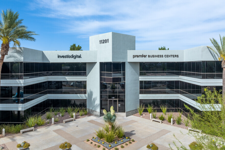 11201 N Tatum Blvd, Phoenix, AZ à louer - Photo de l’immeuble – Image 3 sur 7