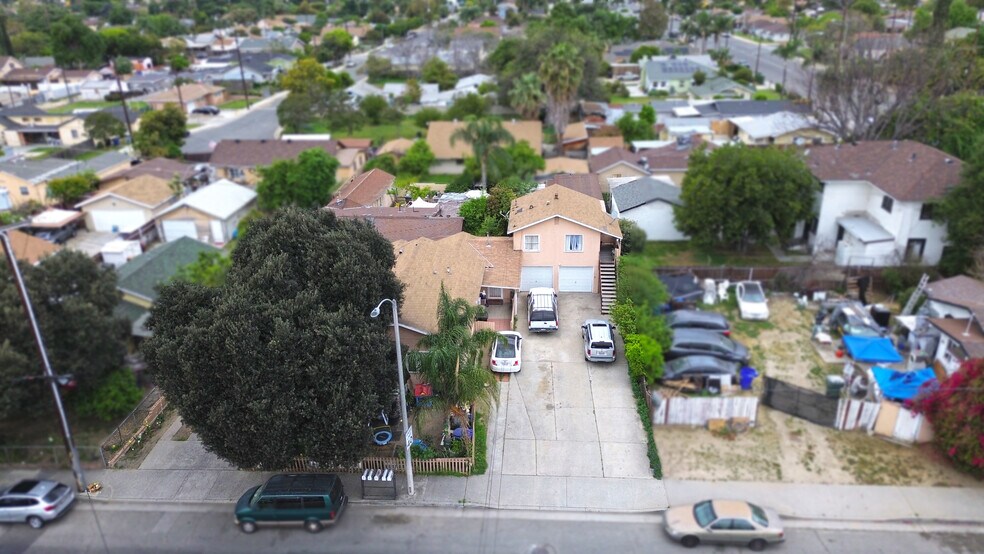 931 S Towne Ave, Pomona, CA à vendre - Photo de l’immeuble – Image 3 sur 4
