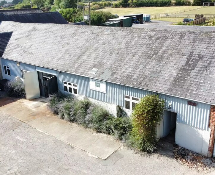 B3087, Marlborough à louer - Photo principale – Image 1 sur 2