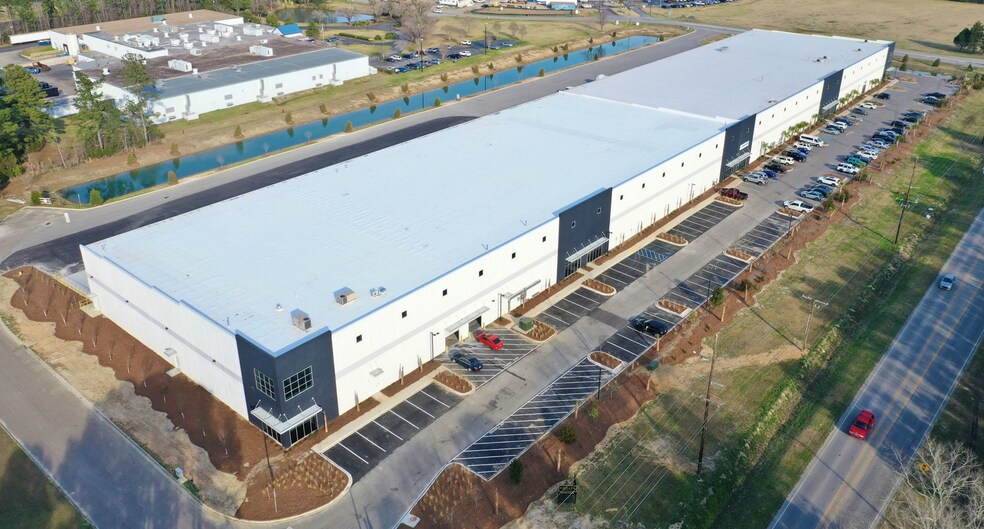 104 Pinnacle Way, Summerville, SC à louer - Photo de l’immeuble – Image 3 sur 7