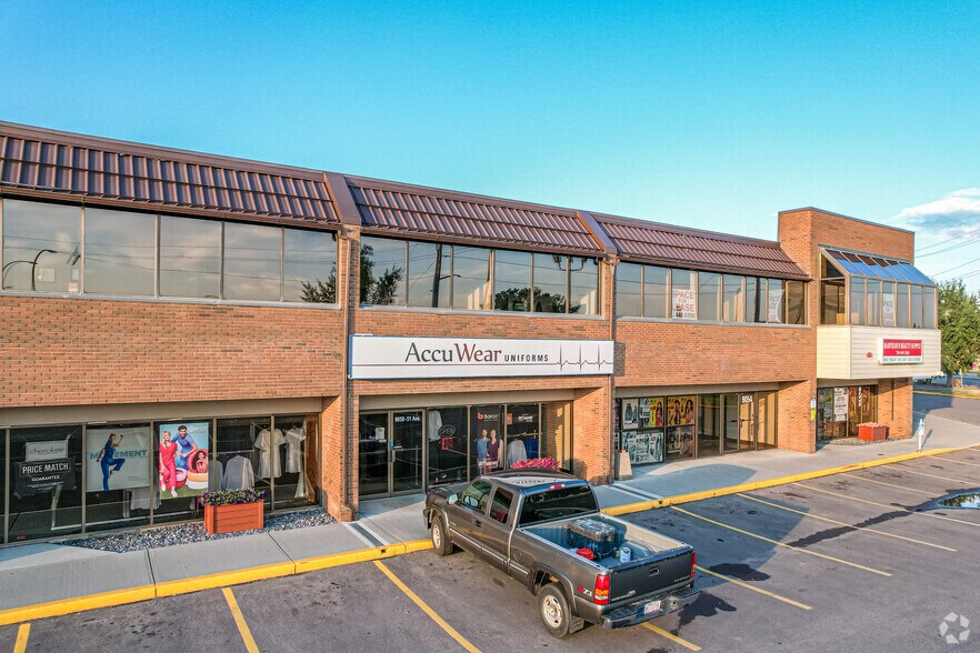 9004-9090 51st Ave NW, Edmonton, AB à louer - Photo de l’immeuble – Image 2 sur 5