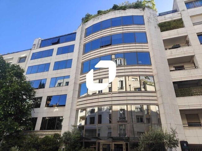 Plus de détails pour 96 Rue Edouard Vaillant, Levallois-Perret - Bureau, Local d'activités à louer