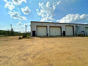 280 Maclennan Cres, Fort McMurray, AB à louer Photo intérieure– Image 1 sur 44