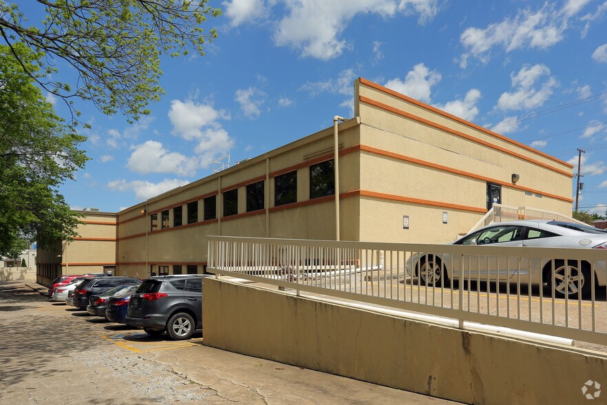 4300 S Harvard Ave, Tulsa, OK à vendre - Photo de l’immeuble – Image 3 sur 9