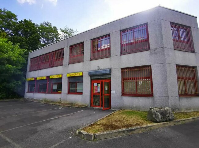 Plus de détails pour 22 Ter Rue Des Malines, Lisses - Bureau à louer