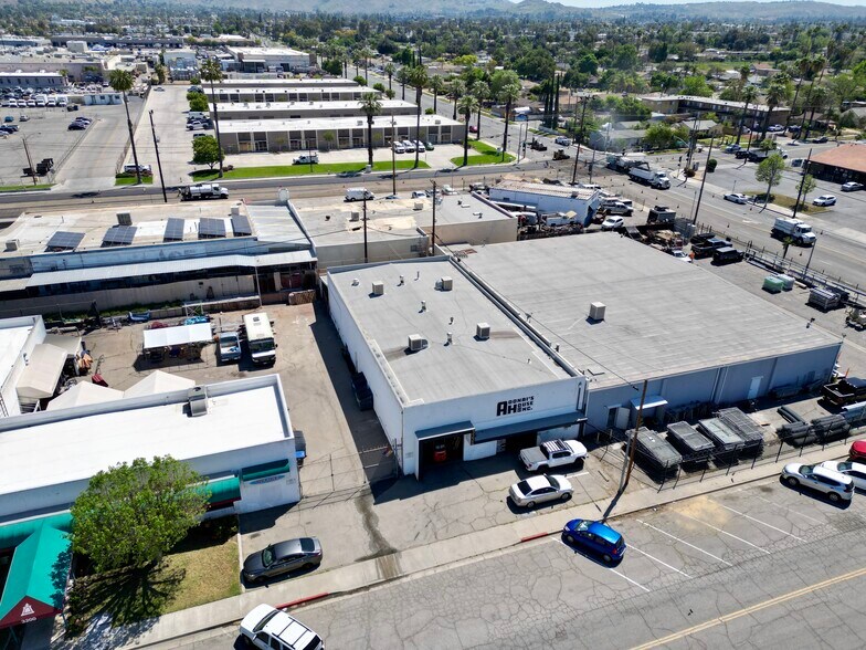 3226 Franklin Ave, Riverside, CA à louer - Photo de l’immeuble – Image 3 sur 7