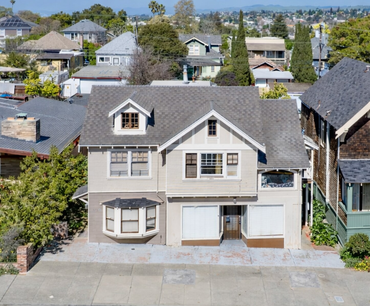 926 Georgia St, Vallejo, CA à vendre Photo principale– Image 1 sur 31