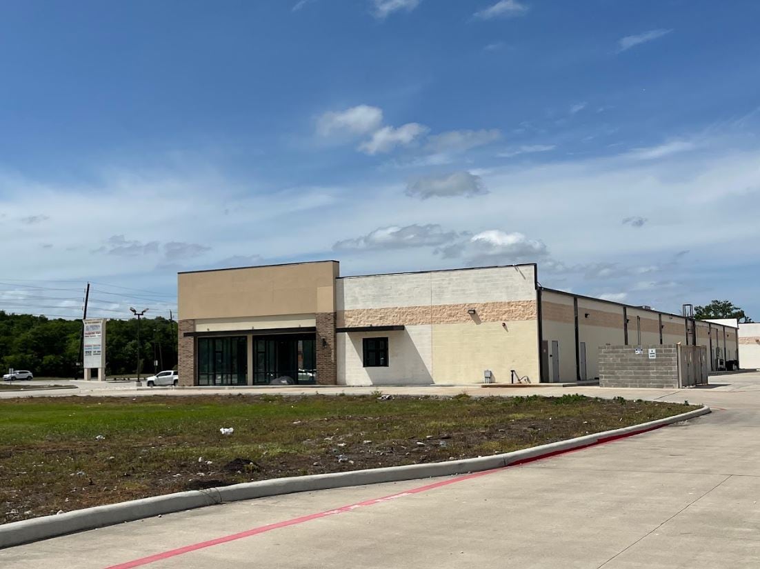 8421 FM 521 Rd, Rosharon, TX à louer Photo intérieure– Image 1 sur 1