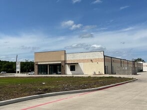 8421 FM 521 Rd, Rosharon, TX à louer Photo intérieure– Image 1 sur 1