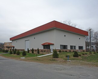 Plus de détails pour 1 Corporate Dr, Peekskill, NY - Industriel/Logistique à louer