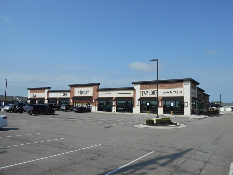 8015 Indiana 13, Pendleton, IN à louer - Photo de l’immeuble – Image 2 sur 3