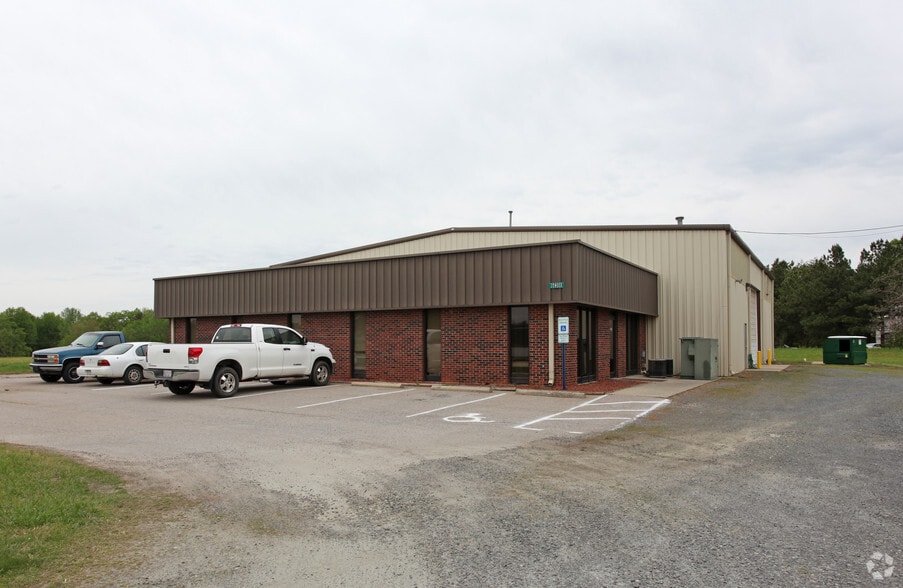 638 Tamco Rd, Reidsville, NC à vendre - Photo principale – Image 1 sur 12