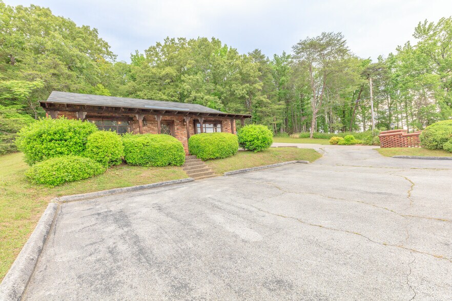 4135 Hixson Pike, Chattanooga, TN à vendre - Photo de l’immeuble – Image 2 sur 28