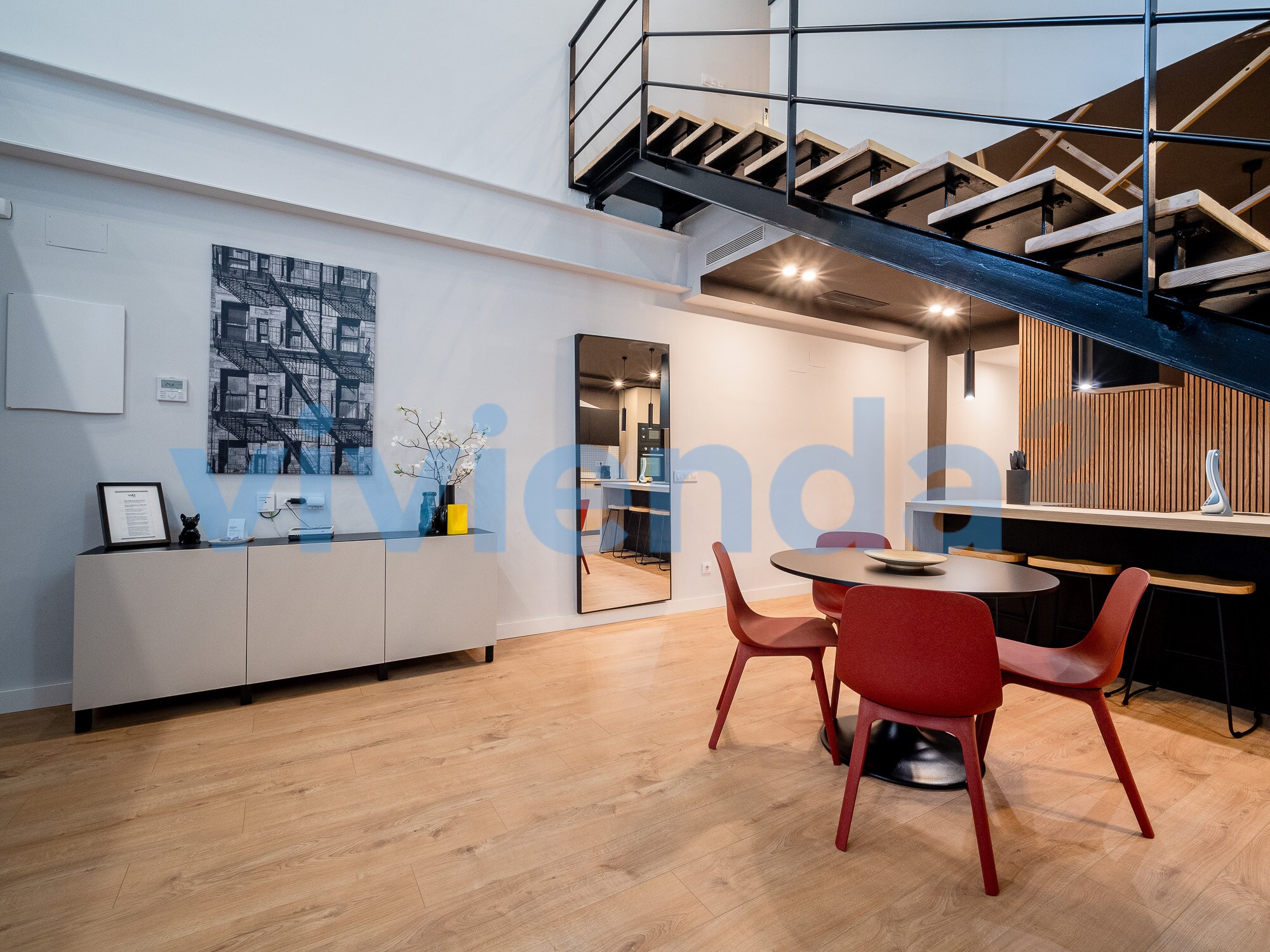 Immeuble residentiel dans Madrid, Madrid à vendre Photo principale– Image 1 sur 3