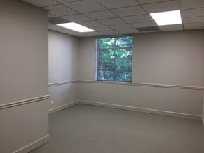 3133 Maple Dr NE, Atlanta, GA à louer Photo intérieure– Image 2 sur 2