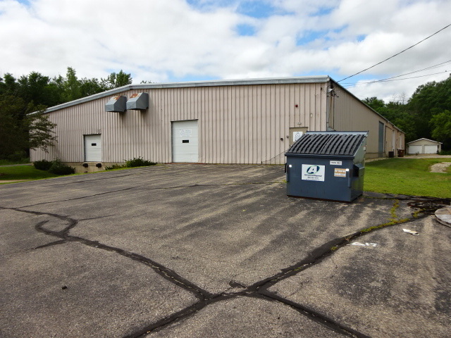 1626 W Pearl St, Stevens Point, WI à louer - Photo principale – Image 1 sur 24