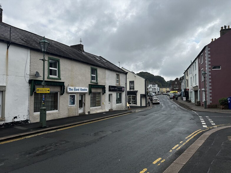 44-46 Front St, Brampton à vendre - Photo de l’immeuble – Image 2 sur 9