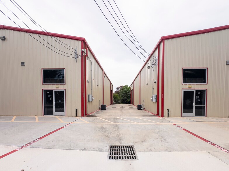 4006 Ade St, Houston, TX à louer - Photo de l’immeuble – Image 1 sur 20