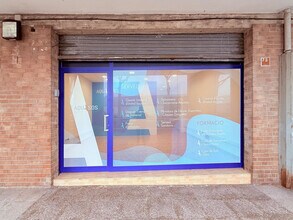 Local commercial dans Igualada, Barcelona à louer Photo de la construction– Image 1 sur 10