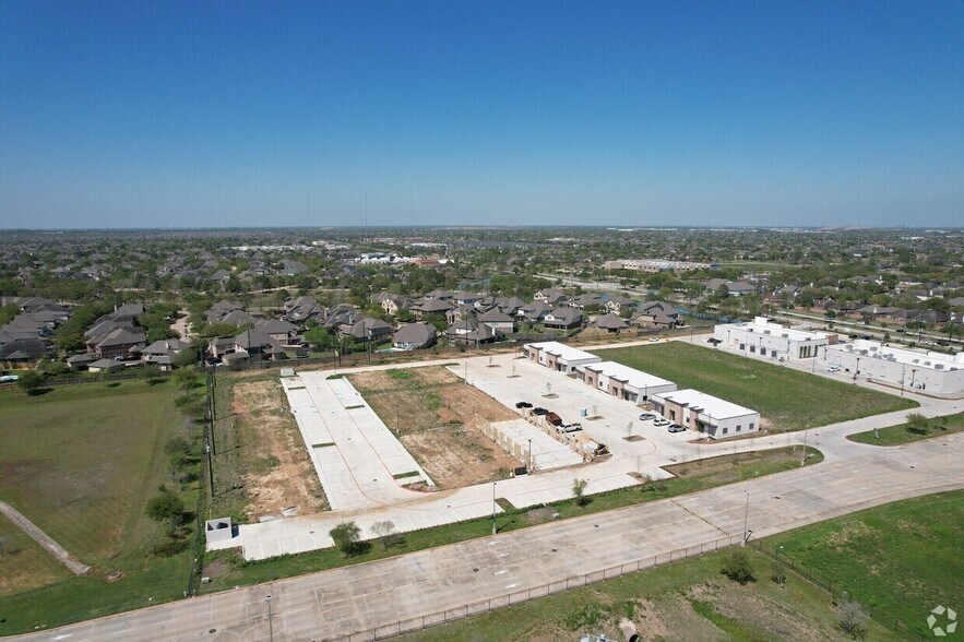 11960 Broadway St, Pearland, TX à louer - Aérien – Image 3 sur 4
