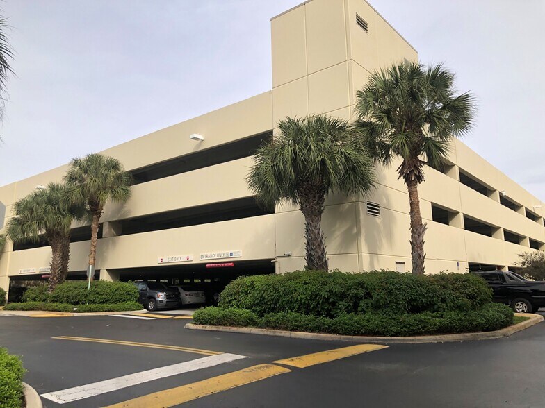 1525 W Cypress Creek Rd, Fort Lauderdale, FL à louer - Photo de l’immeuble – Image 2 sur 11