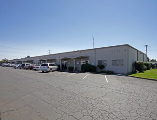 Plus de détails pour 5711 Florin Perkins Rd, Sacramento, CA - Industriel/Logistique à louer