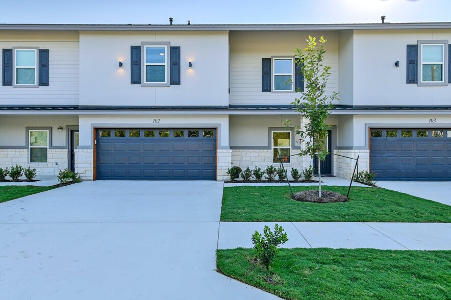 2105 Tiger Trl, Round Rock, TX à vendre - Photo de l’immeuble – Image 3 sur 19