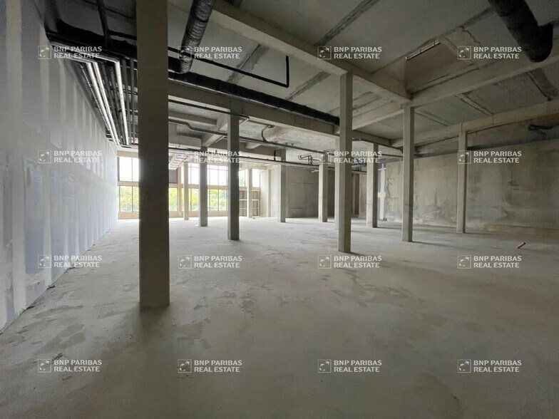 Local d'activités dans Bordeaux à vendre - Photo de l’immeuble – Image 2 sur 15