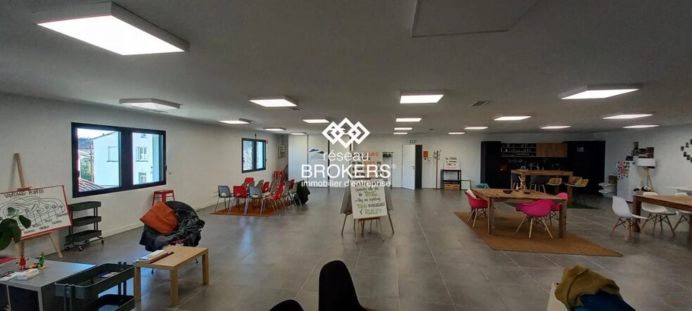 Bureau dans Toulouse à louer - Photo de l’immeuble – Image 2 sur 11