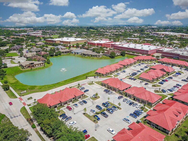 4502 Riverstone Blvd, Missouri City, TX à vendre - Photo principale – Image 1 sur 19