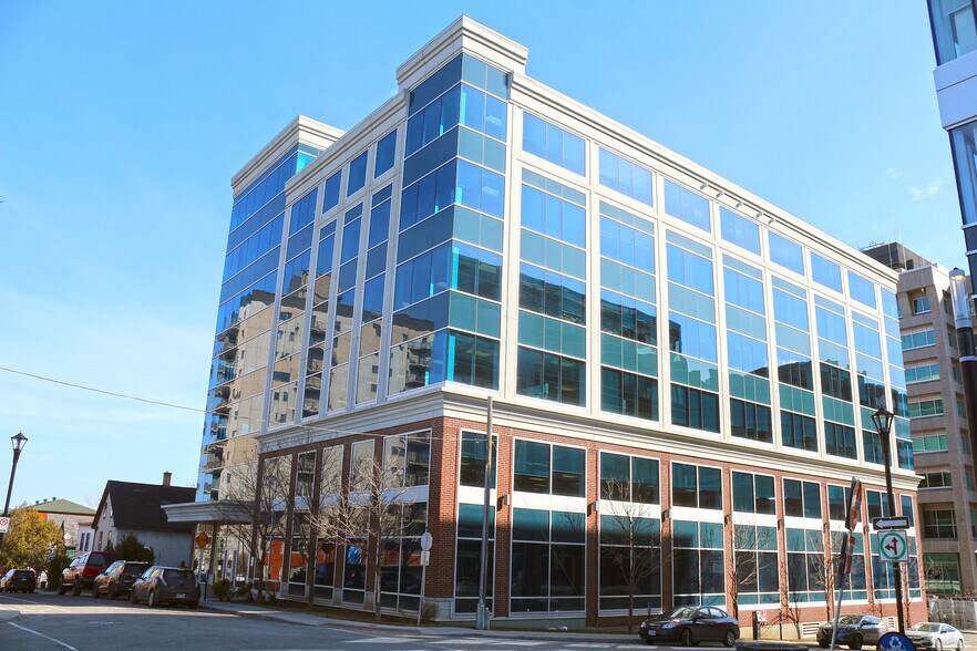 72 Rue Laval, Gatineau, QC à louer - Photo de l’immeuble – Image 1 sur 6
