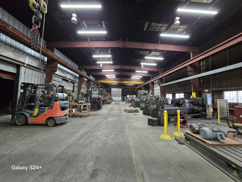 658 Omaha Dr, Corpus Christi, TX à louer - Photo de l’immeuble – Image 3 sur 32