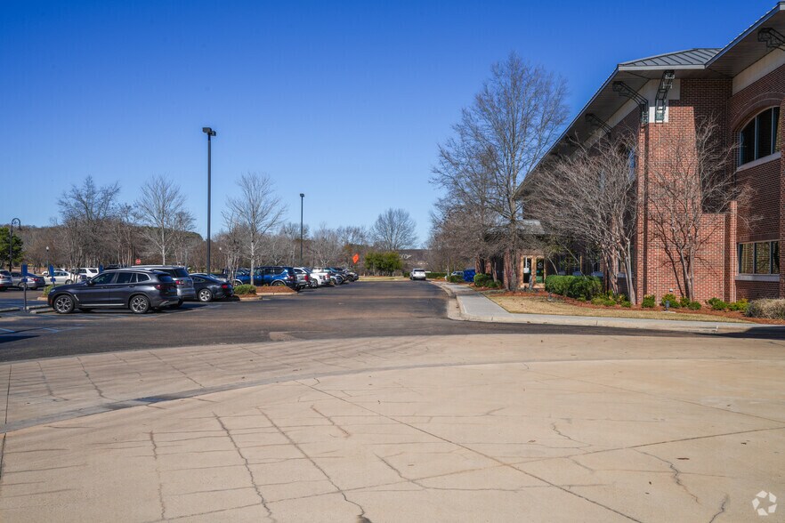 106 Highland Way, Madison, MS à louer - Photo de l’immeuble – Image 2 sur 12