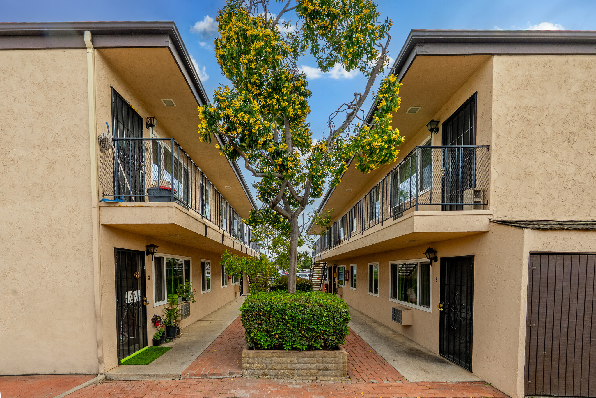 978 Peach Ave, El Cajon, CA à vendre Photo de l’immeuble– Image 1 sur 15