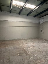 13584 49th St N, Clearwater, FL à louer Photo intérieure– Image 2 sur 6