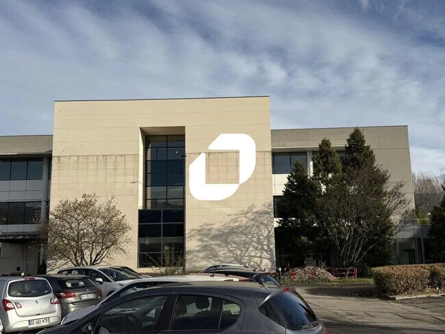 Plus de détails pour 3 Avenue Raymond Chanas, Eybens - Bureau à louer