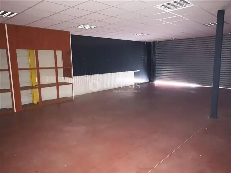 Local commercial dans Romorantin-Lanthenay à louer Photo intérieure– Image 1 sur 5