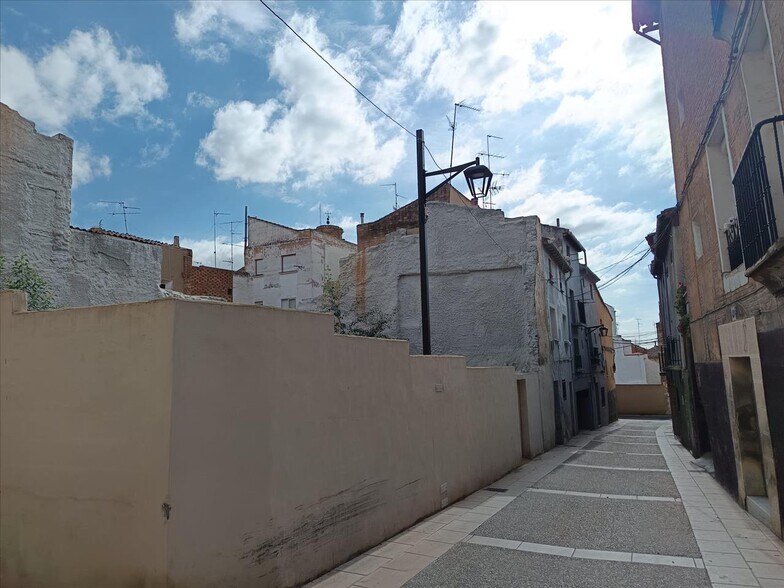 Calle Pedro Gutiérrez, Calahorra, La Rioja à vendre - Photo de l’immeuble – Image 2 sur 5