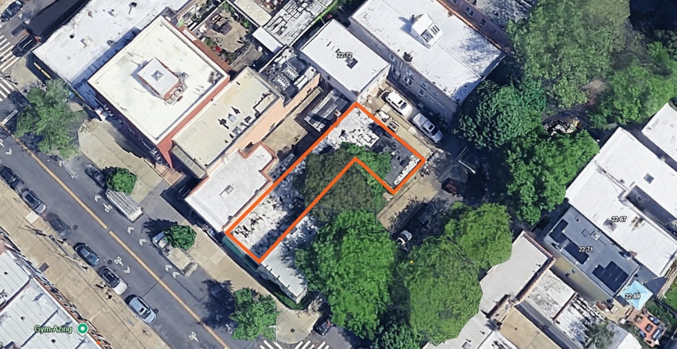 2717 23rd Ave, Astoria, NY à vendre - Photo de l’immeuble – Image 3 sur 5