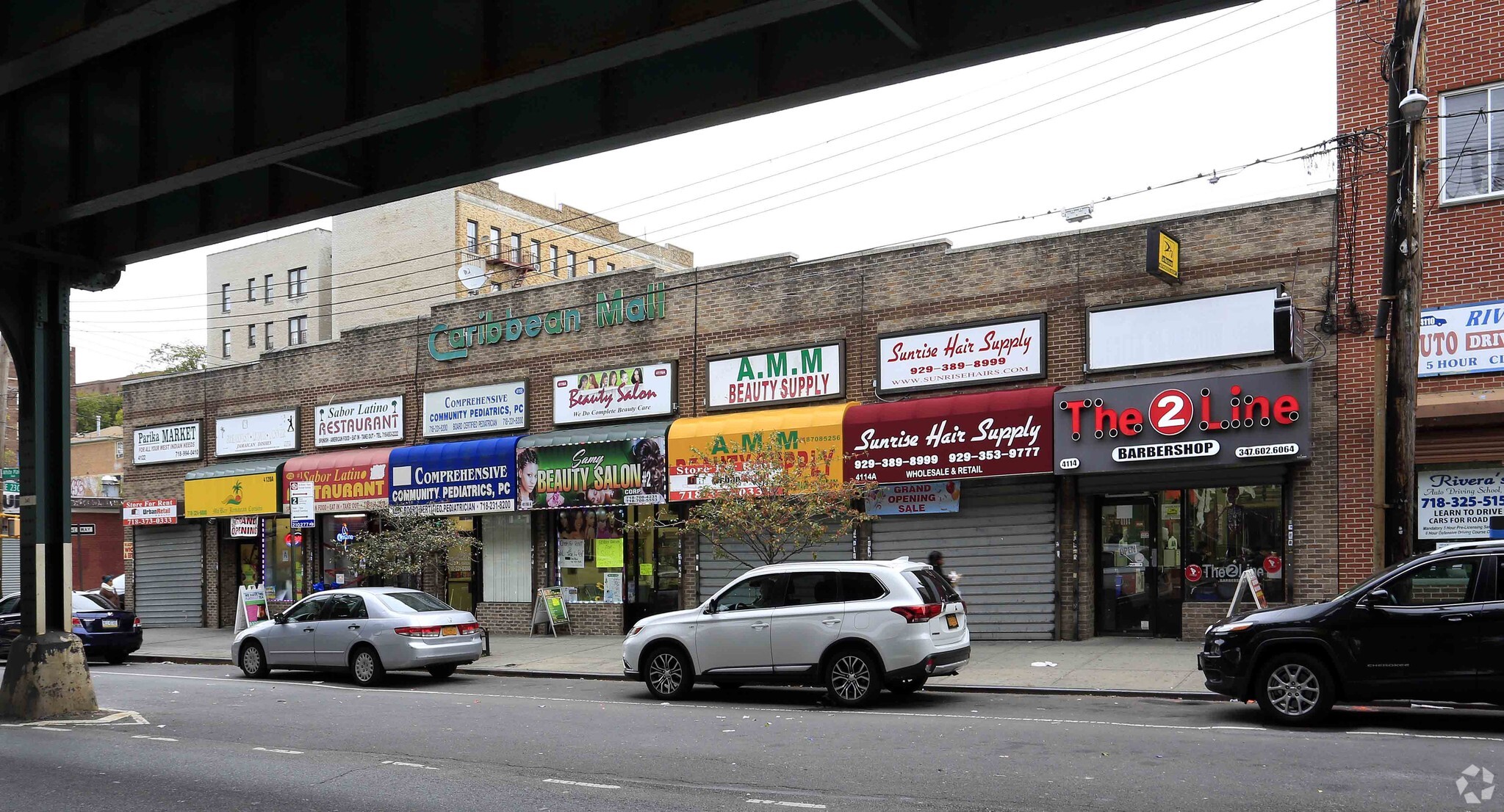 4114-4122 White Plains Rd, Bronx, NY à louer Photo principale– Image 1 sur 3