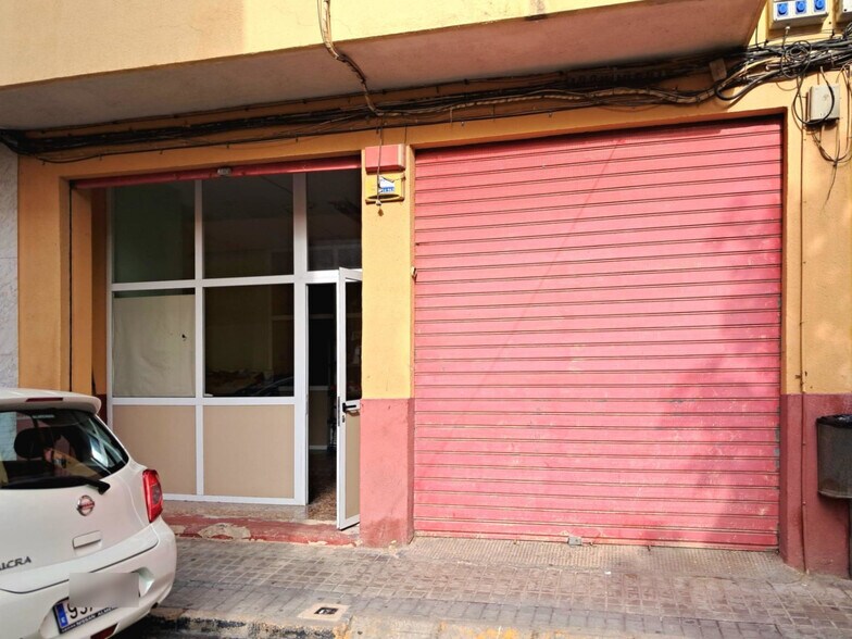 Immeuble residentiel dans Aldaia, Valencia à vendre - Photo intérieure – Image 1 sur 2