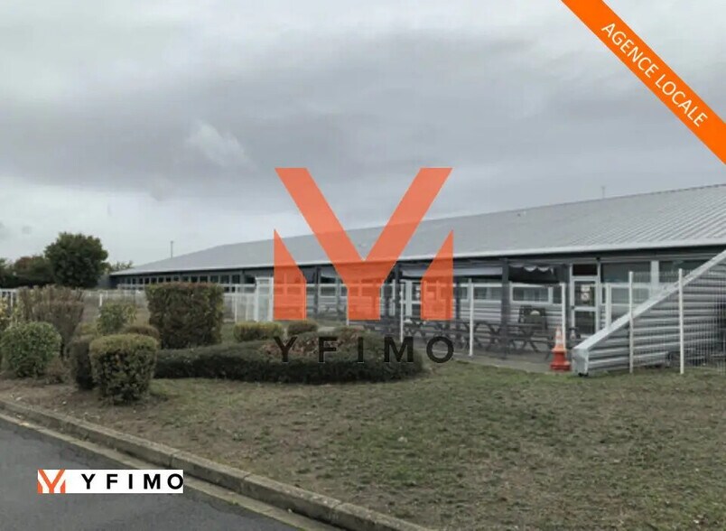 Local d’activités dans Sartrouville à louer - Photo de l’immeuble – Image 2 sur 12