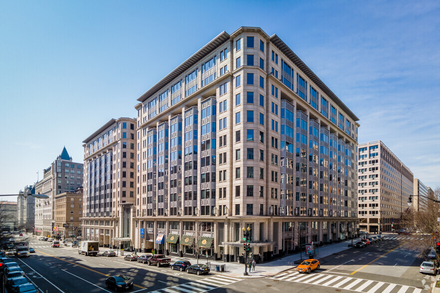 555 12th St NW, Washington, DC à louer - Photo de l’immeuble – Image 1 sur 10