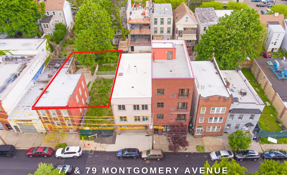 77 Montgomery Ave, Staten Island, NY à vendre - Photo de l’immeuble – Image 3 sur 4