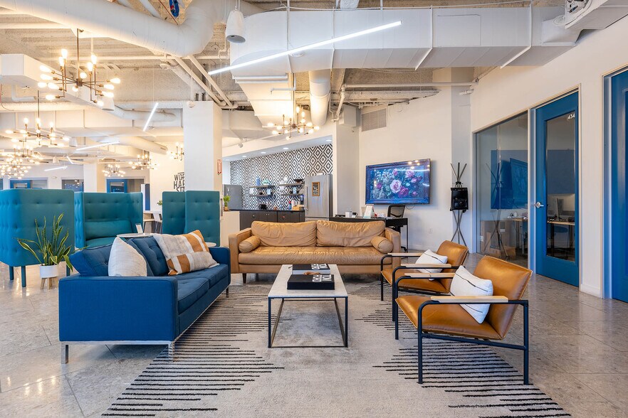 2150 N 1st St, San Jose, CA à louer - Photo de l’immeuble – Image 3 sur 25