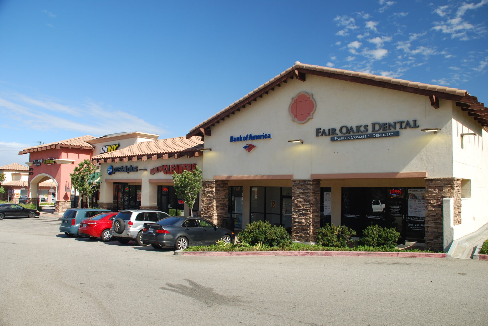 18715-18729 Via Princessa, Canyon Country, CA à louer Photo de l’immeuble– Image 1 sur 2