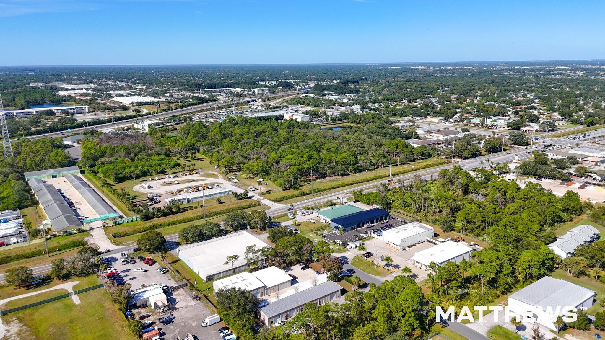 1728 Agora Cir SE, Palm Bay, FL à vendre Photo de l’immeuble– Image 1 sur 4
