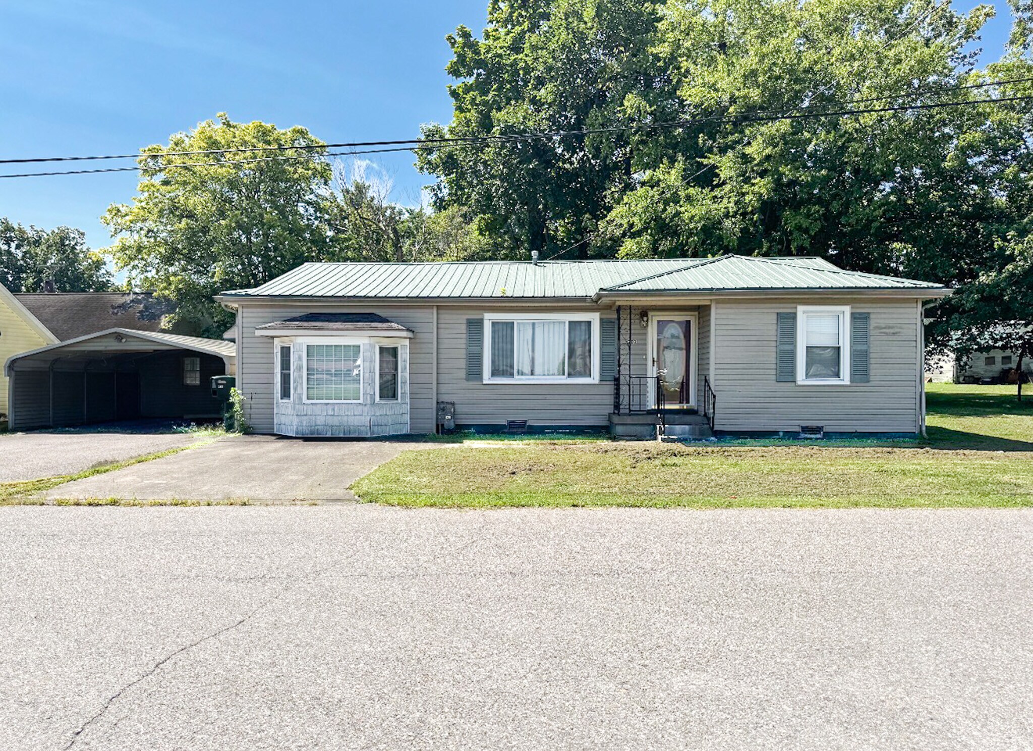 202 Harold King Dr, Benton, KY à vendre Photo de l’immeuble– Image 1 sur 23