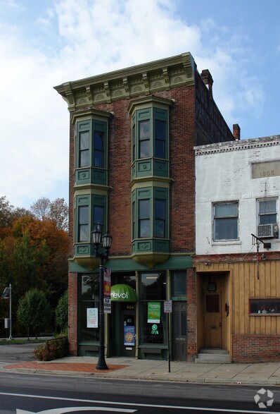 48 Benedict Ave, Norwalk, OH à vendre - Photo de l’immeuble – Image 2 sur 2